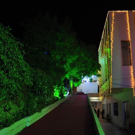 جبلبور Hotel Maruti Mandapam المظهر الخارجي الصورة