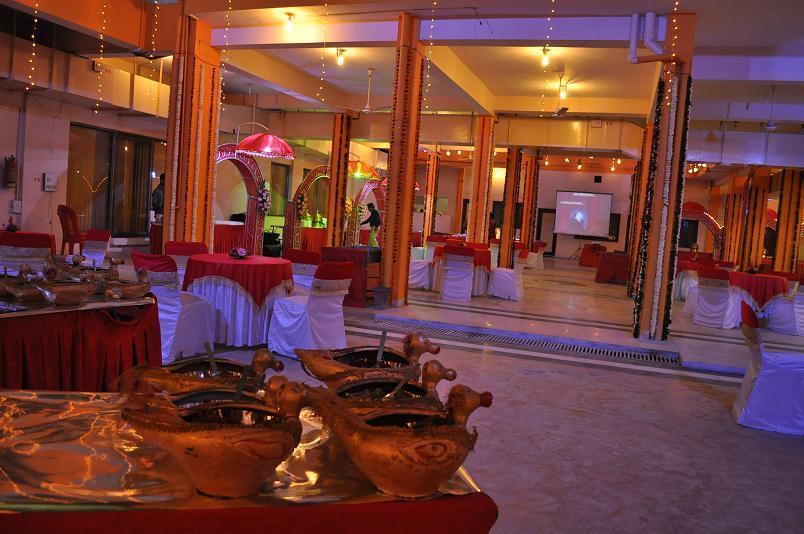 جبلبور Hotel Maruti Mandapam المظهر الخارجي الصورة